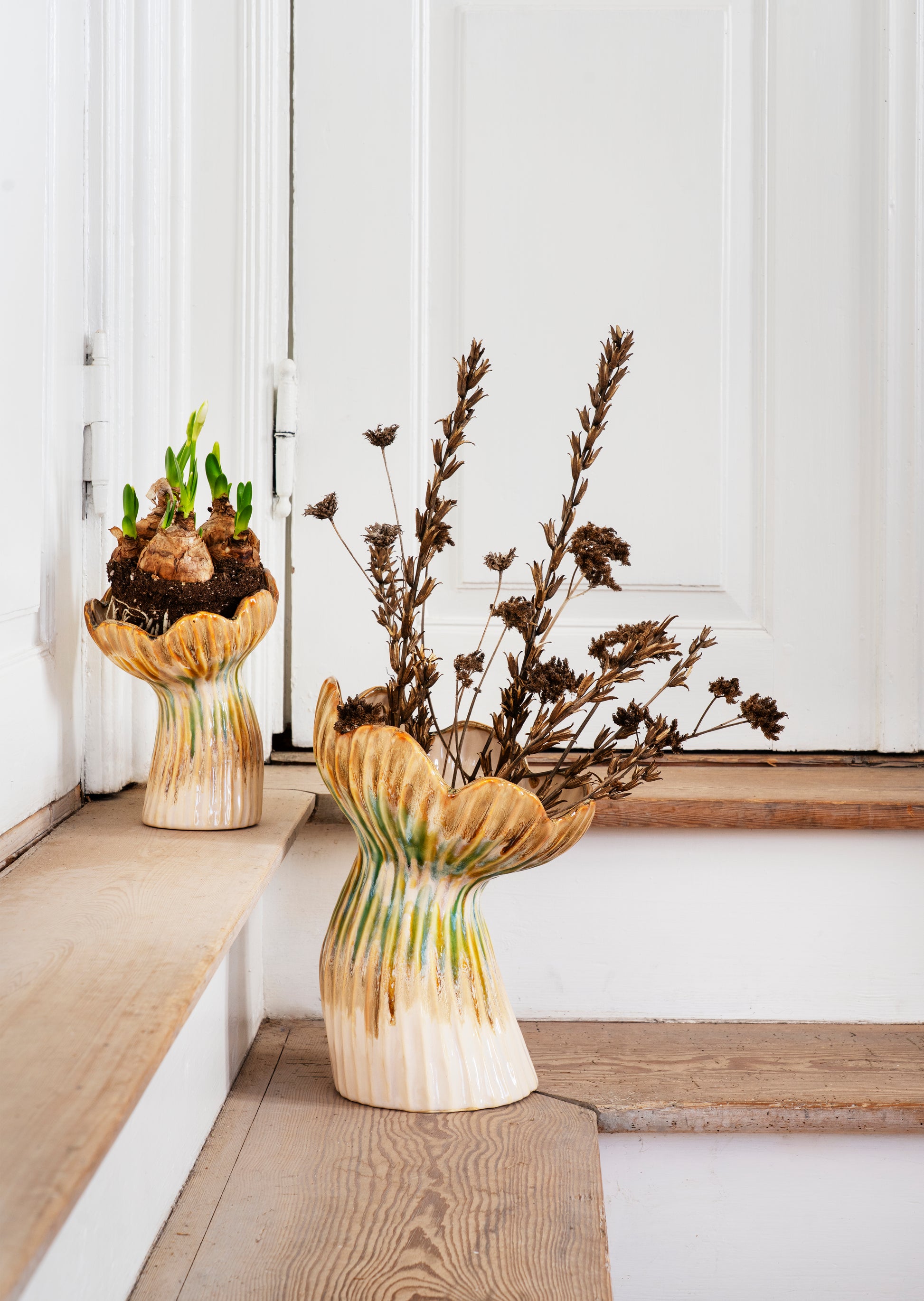 Large florere stoneware vase in beige, green and mustard | Minerva Interiors