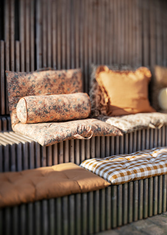 Cushion cover with ruffle edge in rust | Minerva Interiors